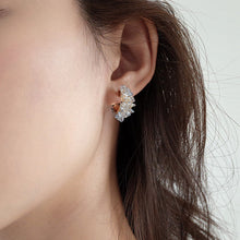 Load image into Gallery viewer, A Iceberg Crystal Dream C Shape Crystal Rhinestone Earring Jewelry
