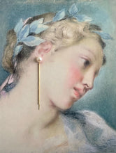 Load image into Gallery viewer, Pearl Earring with 14k gold tassel
